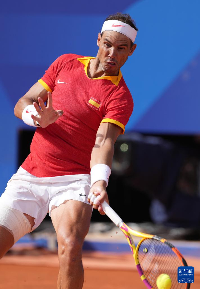 世界网球队力克德国网球队,纳达尔三分雨点燃全场 世界网球队力克德国网球队,纳达尔三分雨点燃全场