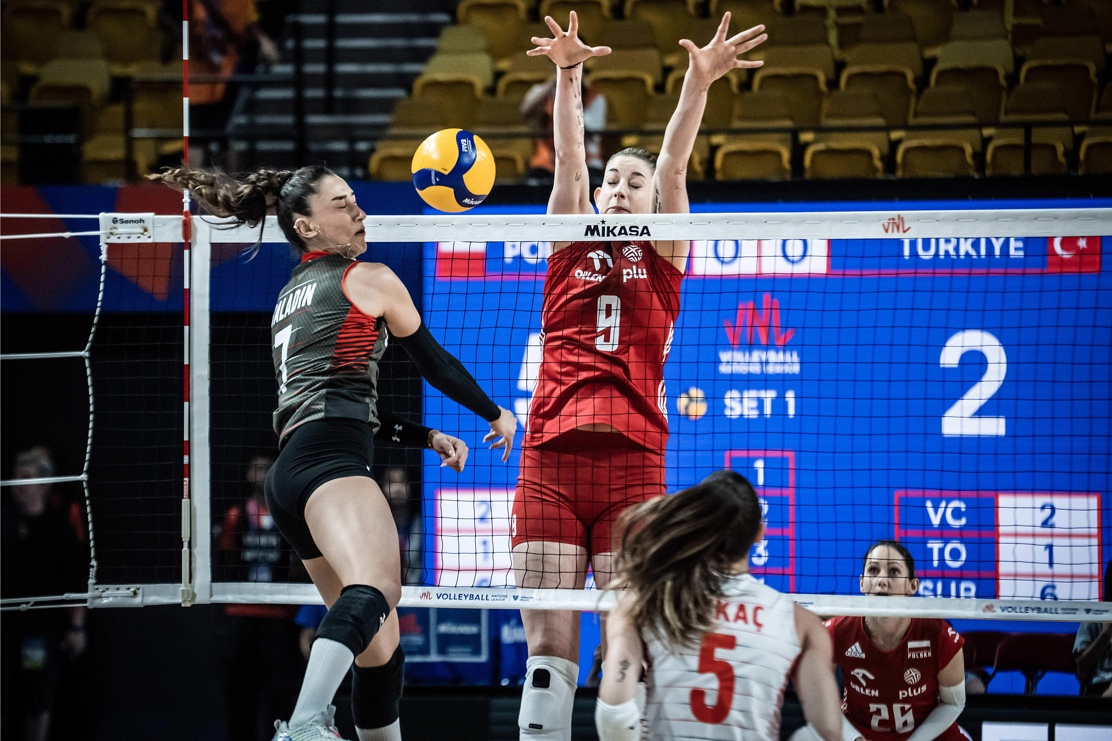 波兰乒乓球队横扫瑞典乒乓球队，水谷隼绝境逆转的简单介绍