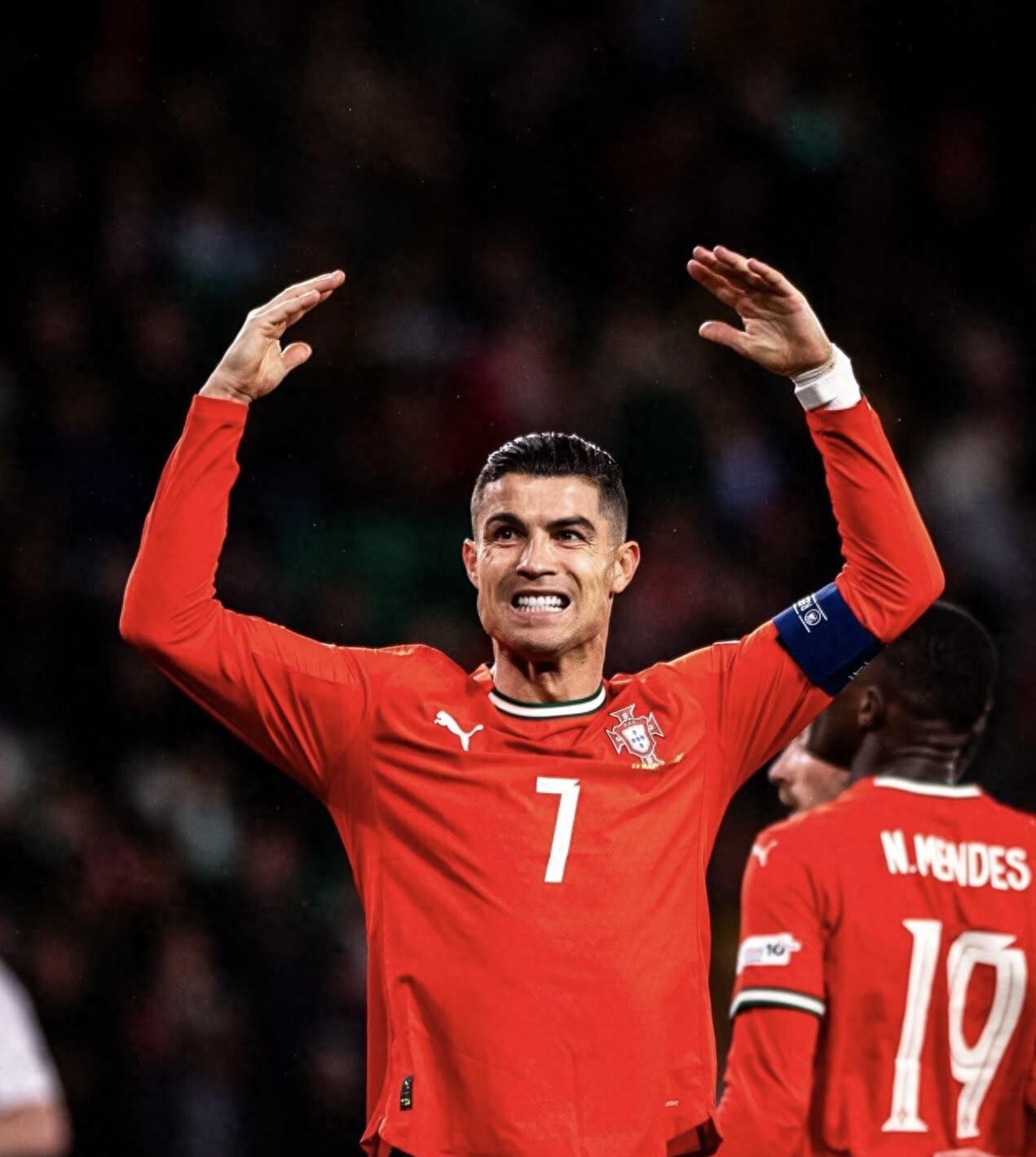 加拿大鏖战英格兰，C罗打破历史纪录