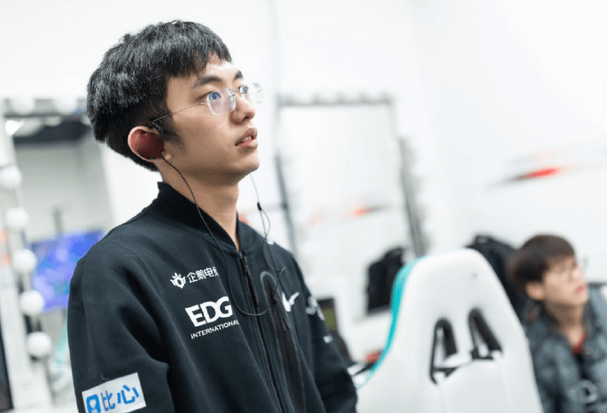 EDG强势MAD，369打破历史纪录