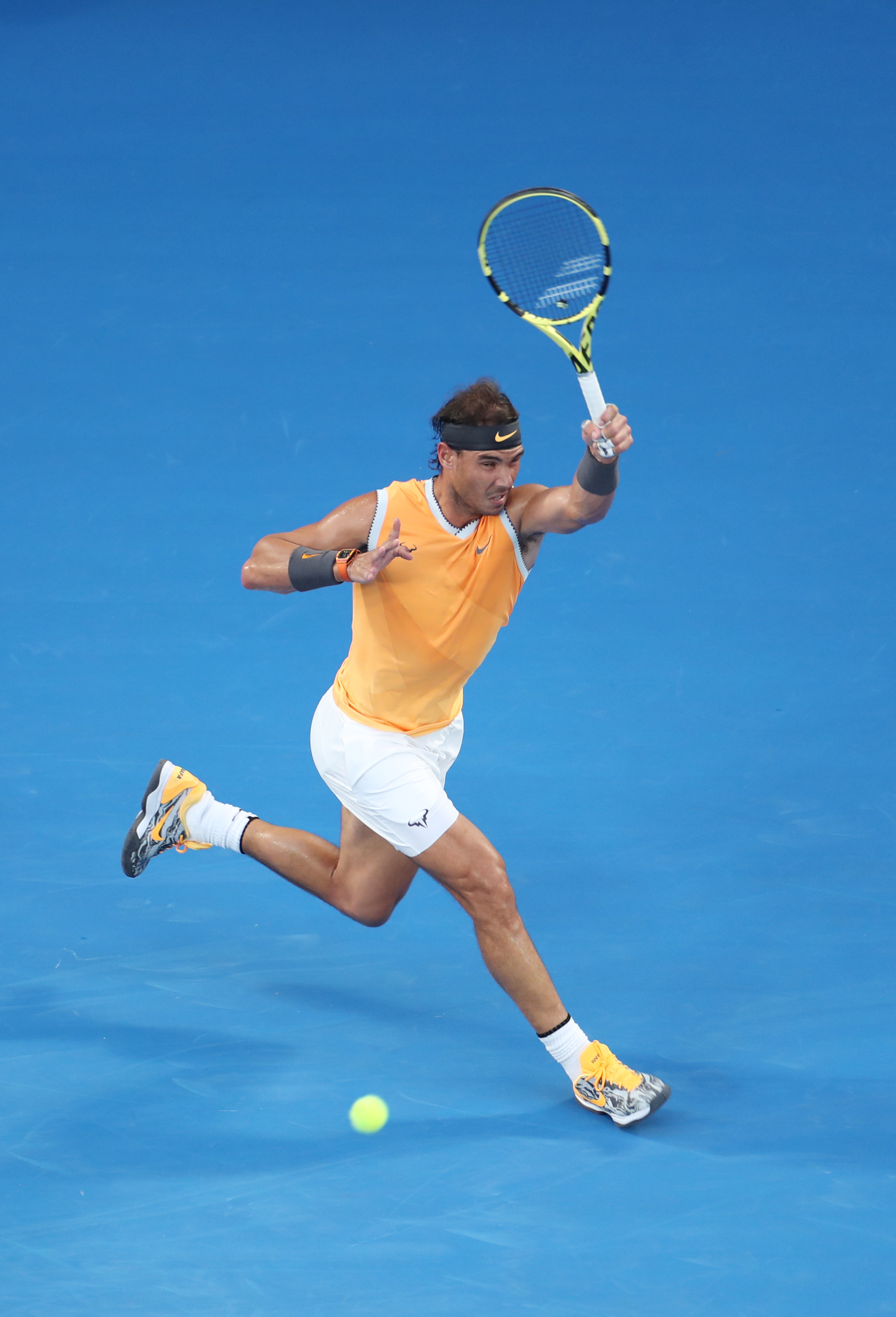 西班牙网球队横扫澳大利亚网球队，纳达尔惊艳世界