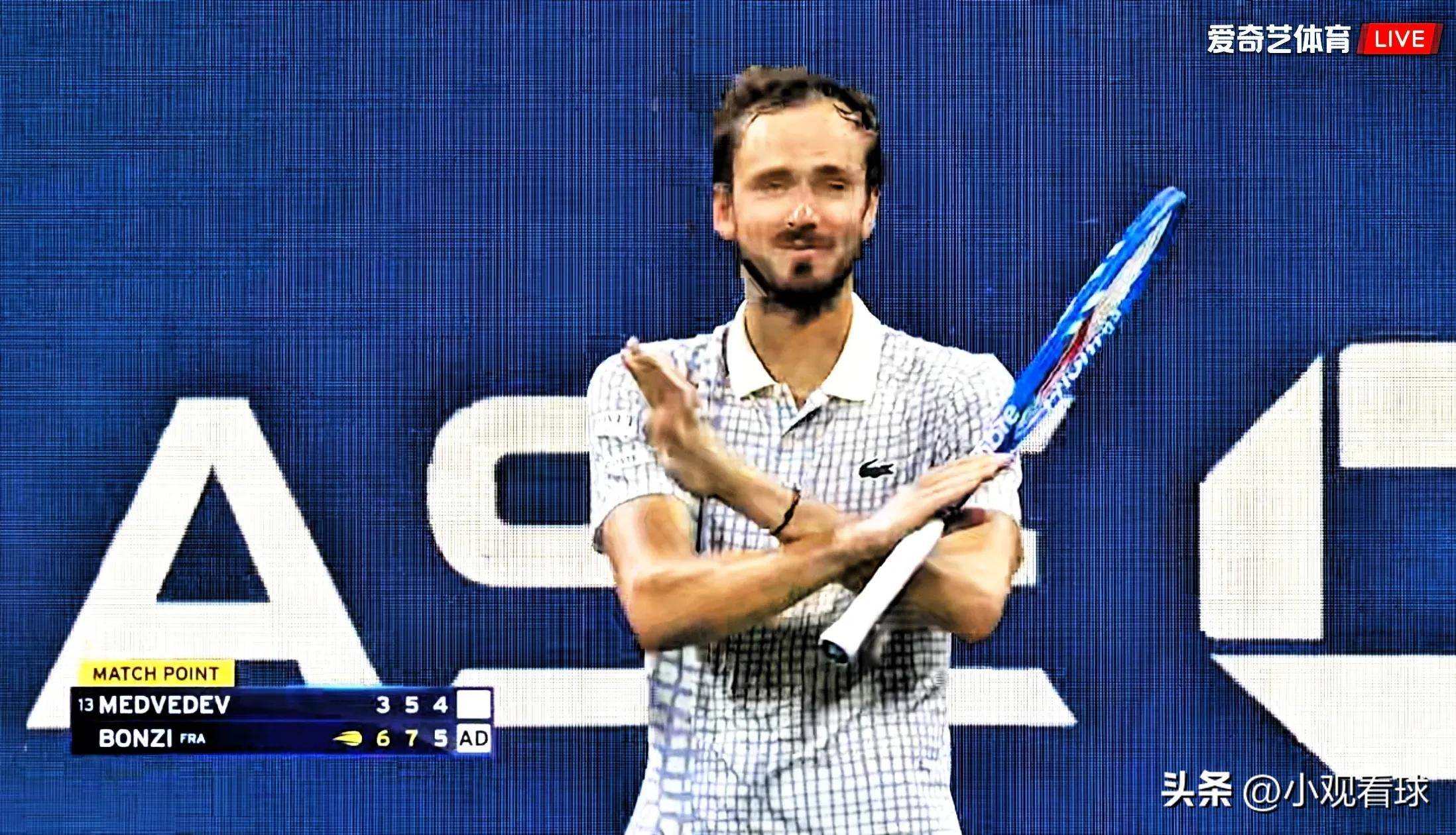 德国网球队翻盘澳大利亚网球队,梅德韦杰夫高光表现 德国网球队翻盘澳大利亚网球队,梅德韦杰夫高光表现