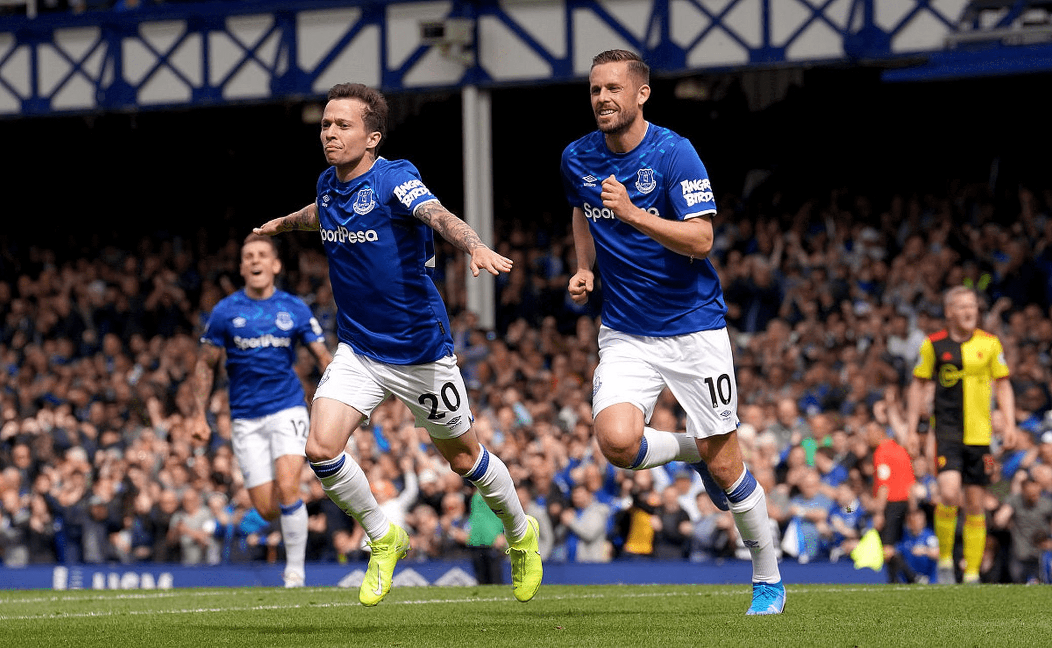 英超战术革新取得奇效，引发战术热潮