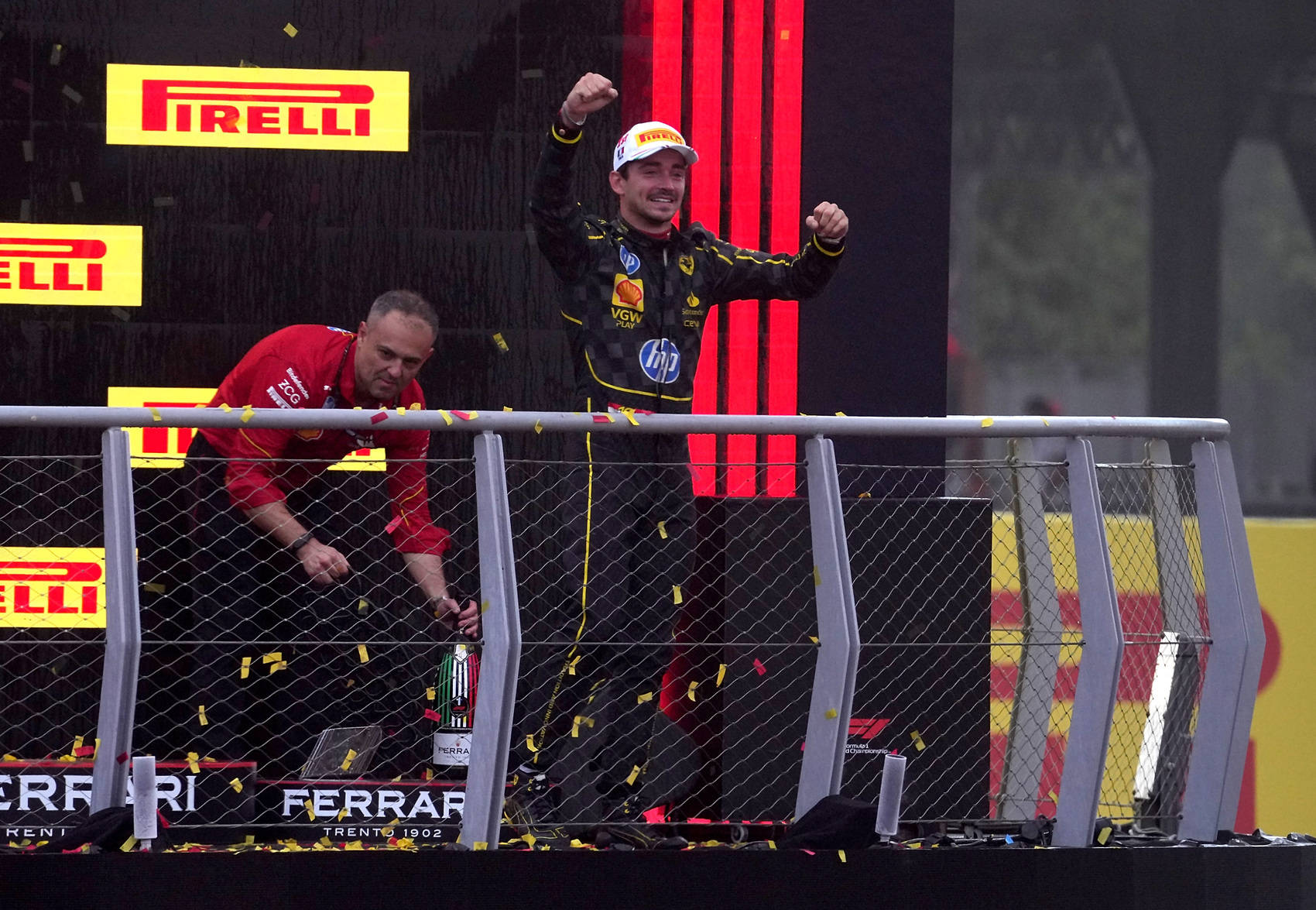 迈凯伦绝杀红牛二队,勒克莱尔高光表现 迈凯伦绝杀红牛二队,勒克莱尔高光表现