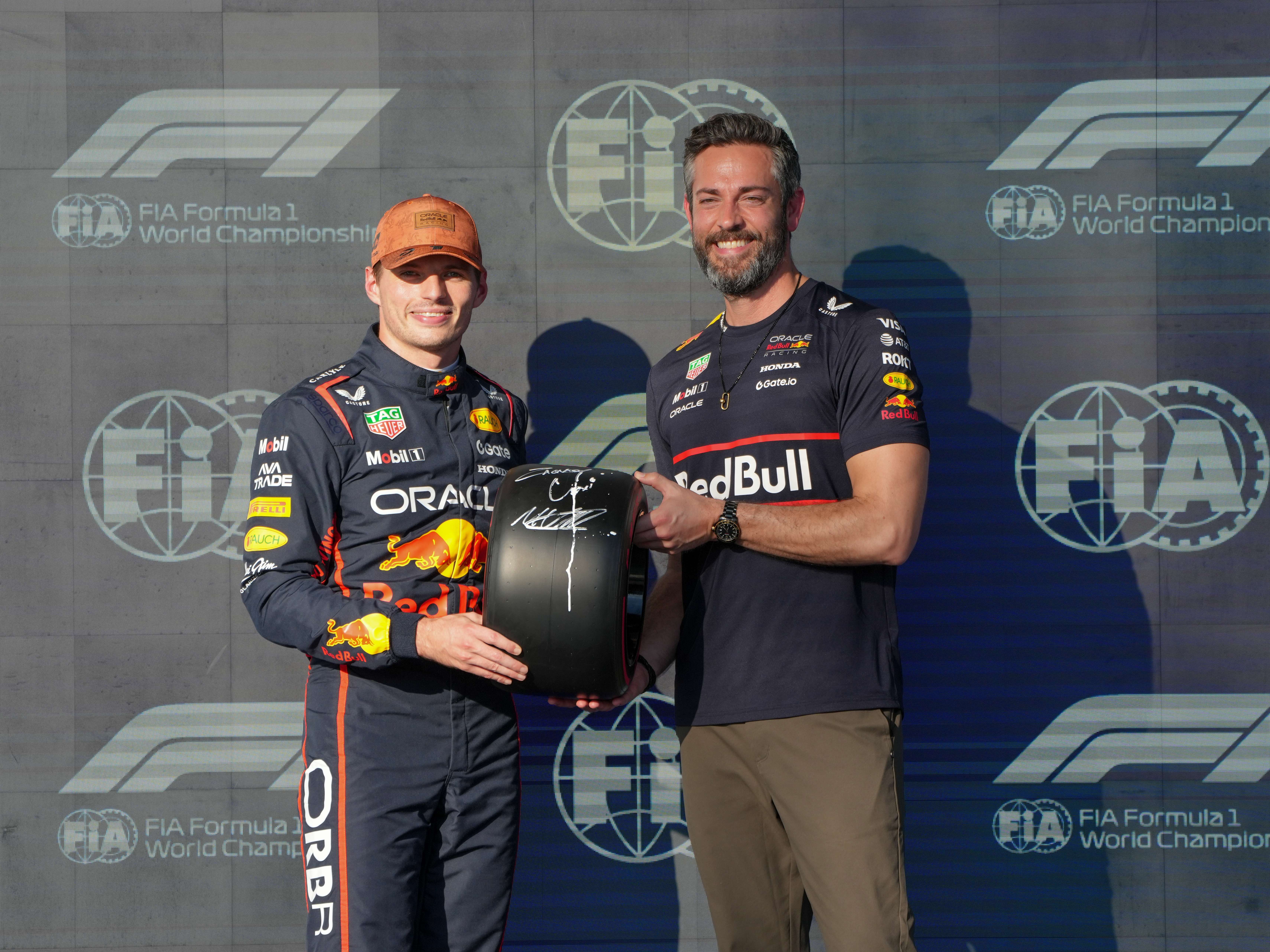 雷诺车队完胜哈斯车队，维斯塔潘扛起全队