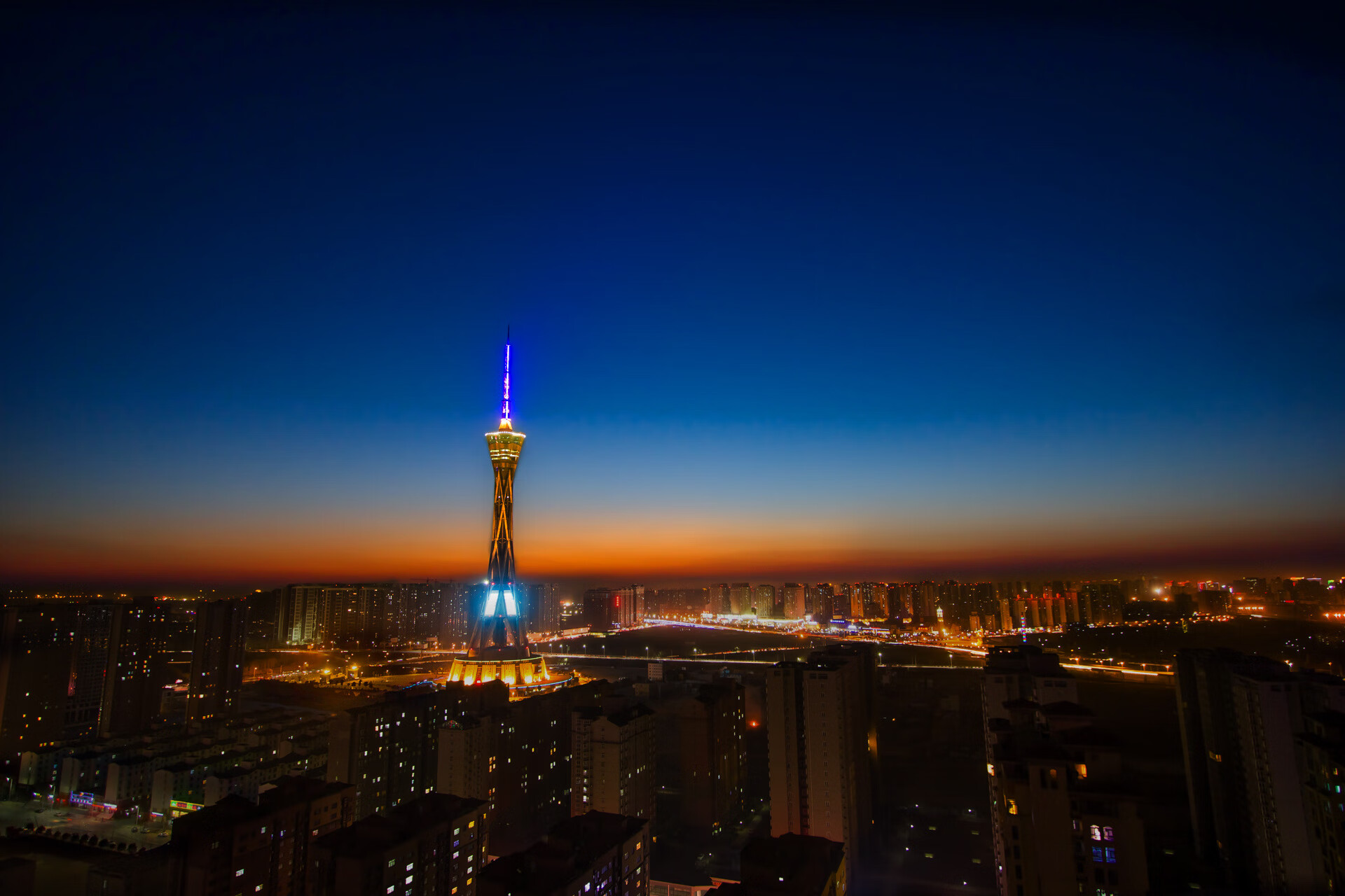 黄金与蓝调之夜，欧文终极考验下的统治诗篇