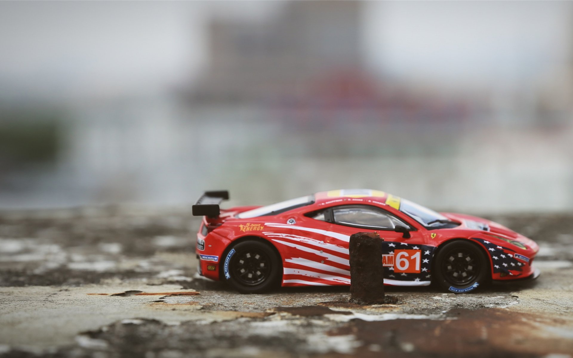 爵士的嗡鸣与蜂刺,当拉文用三分音律踏碎犹他乐章